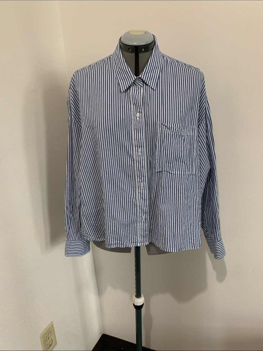 Old Navy Navy and White Striped Cropped Top
